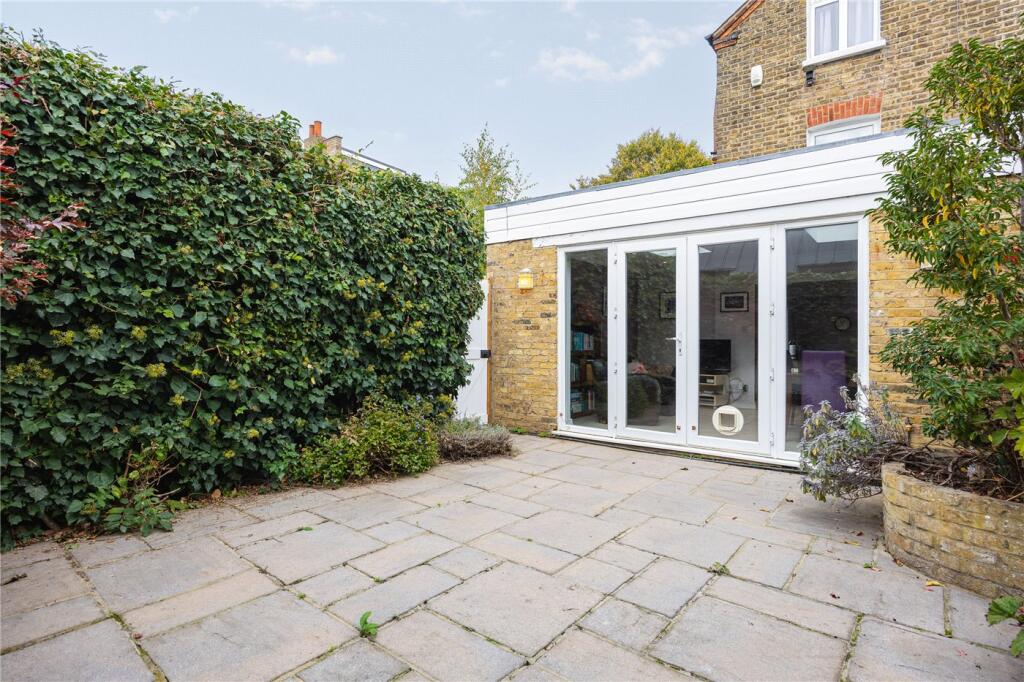 Deodar Road, London, SW15 photo 3