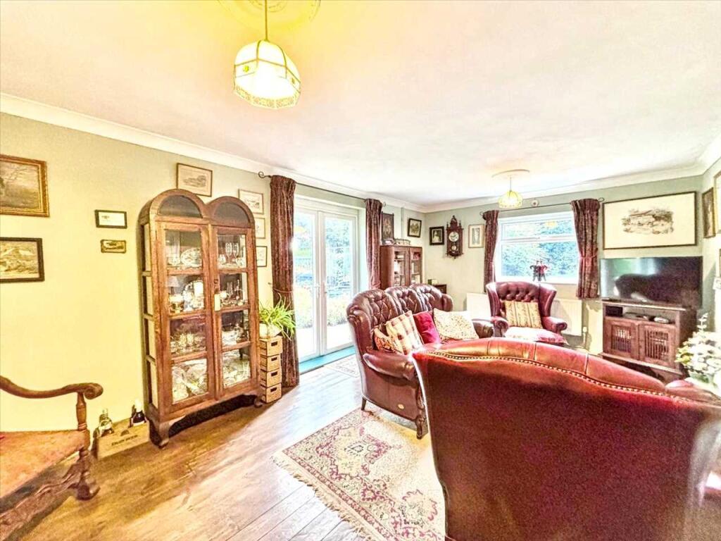 House in Nottingham - View 5
