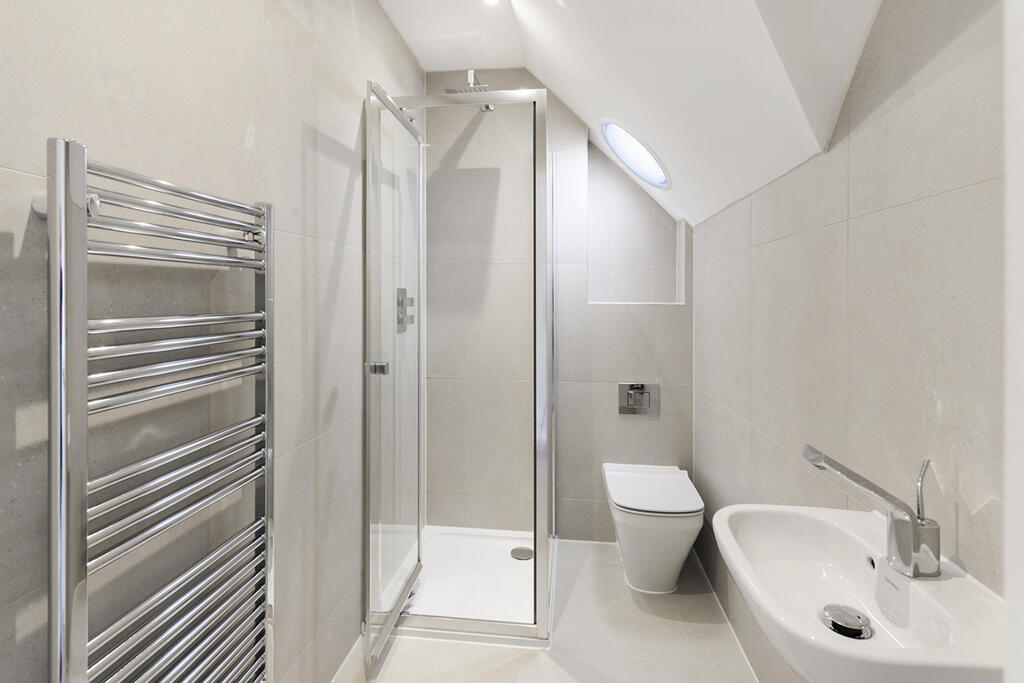 House in Maidstone, Sutton Valence - More