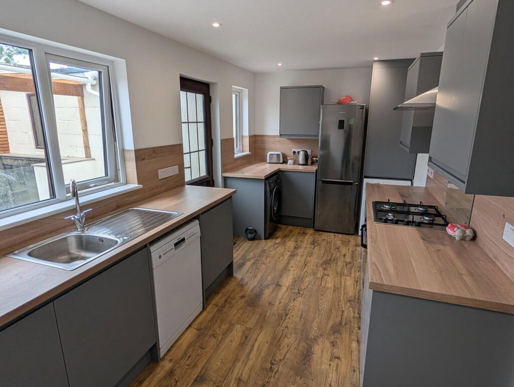 House in Plymouth - View 3