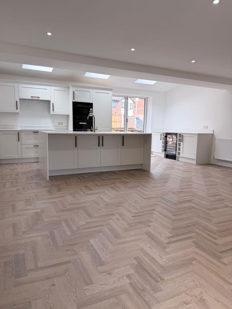 Main image of property: Richmond Street, Ashton-Under-Lyne, OL7