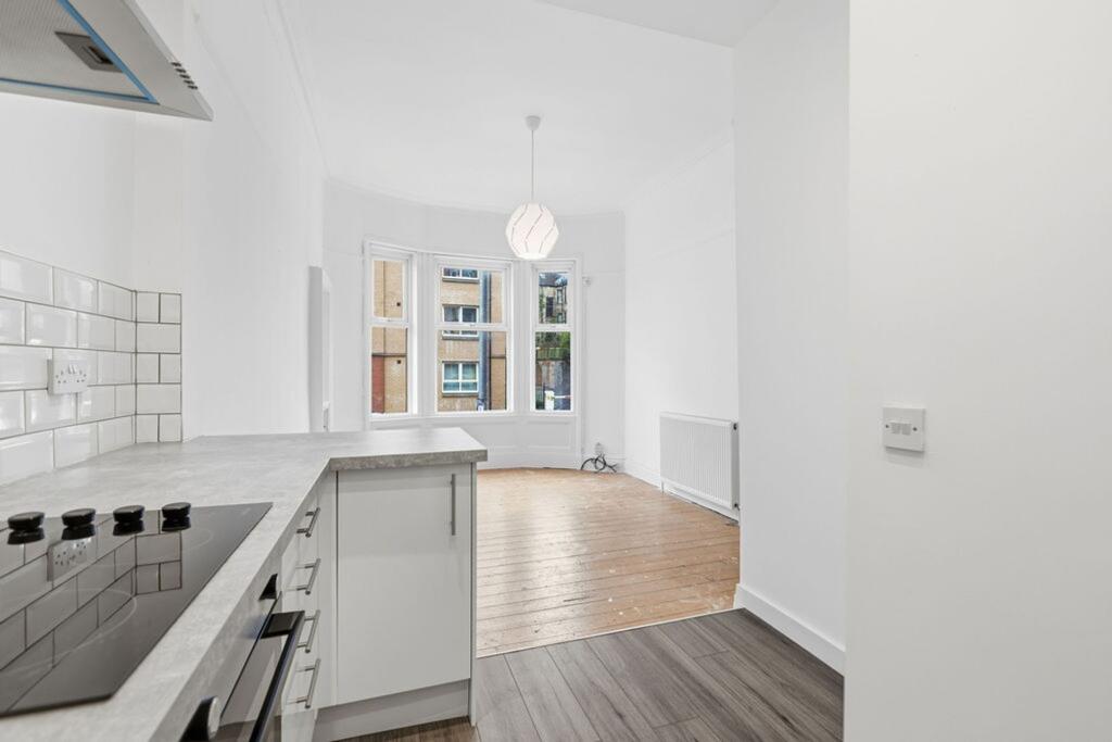 Apartment in Glasgow, Hangingshaw, Mount Florida - More