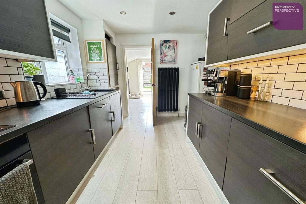 House in Hull, Avenues - View 5