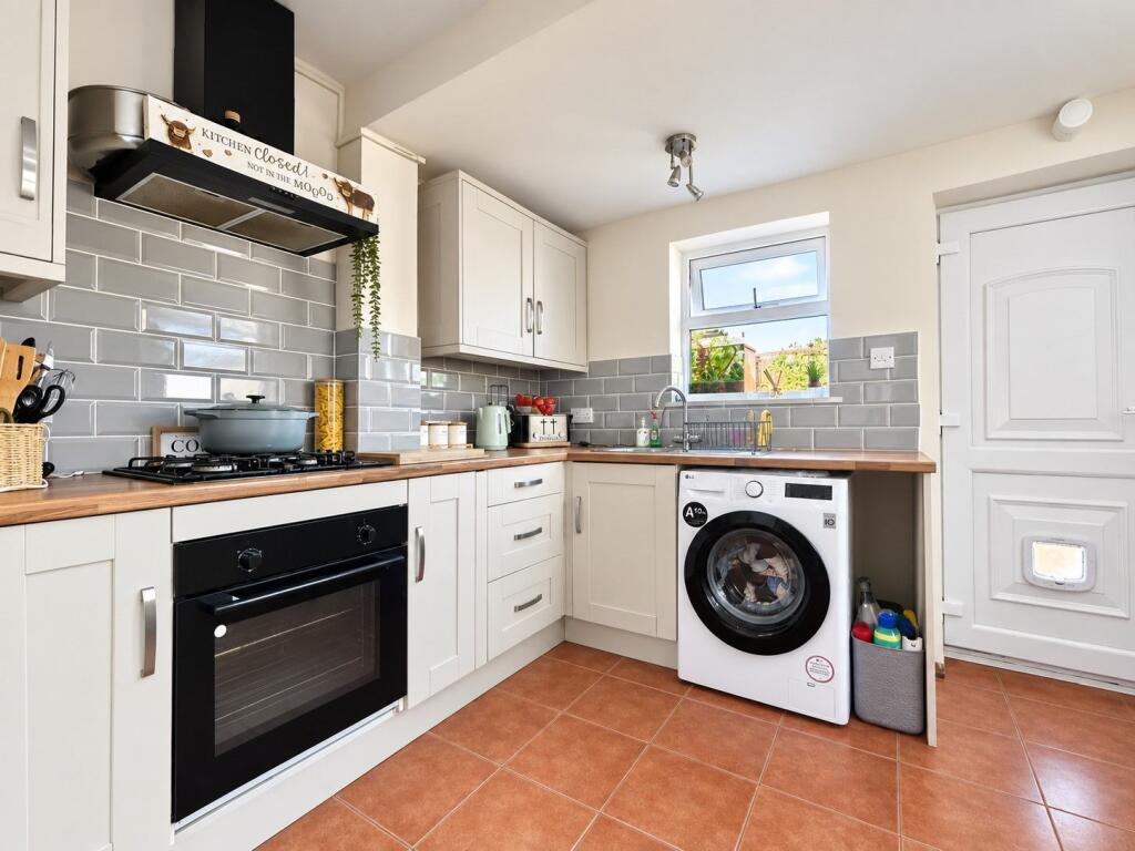 House in Dudley - View 4