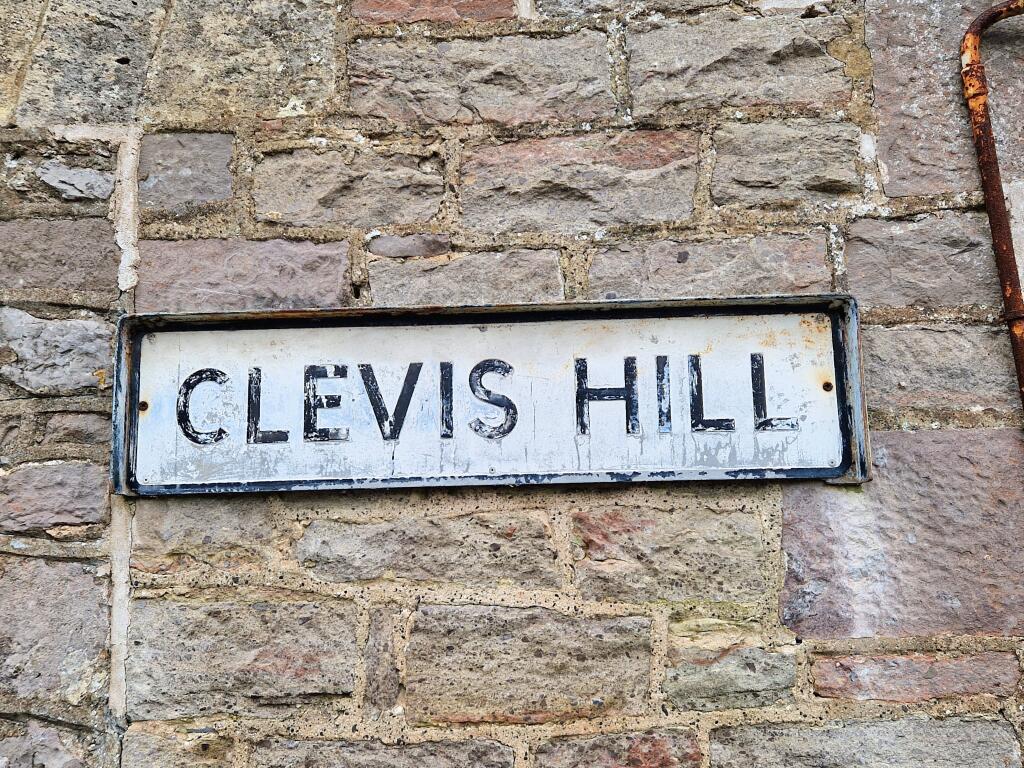 3 Clevis Hill, Newton Village, Porthcawl, CF36 5NT photo 3