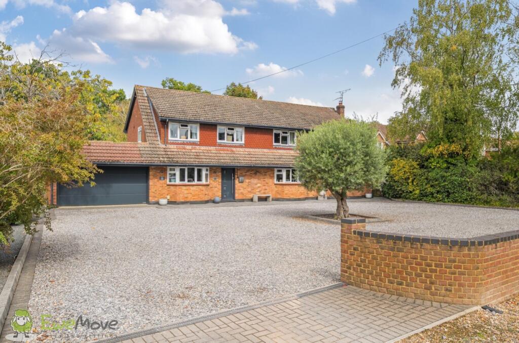 Main image of property: Pelican Road, Pamber Heath, Tadley, Hampshire, RG26