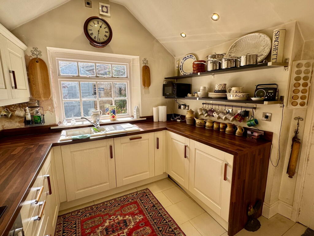 House in Leeds - View 5