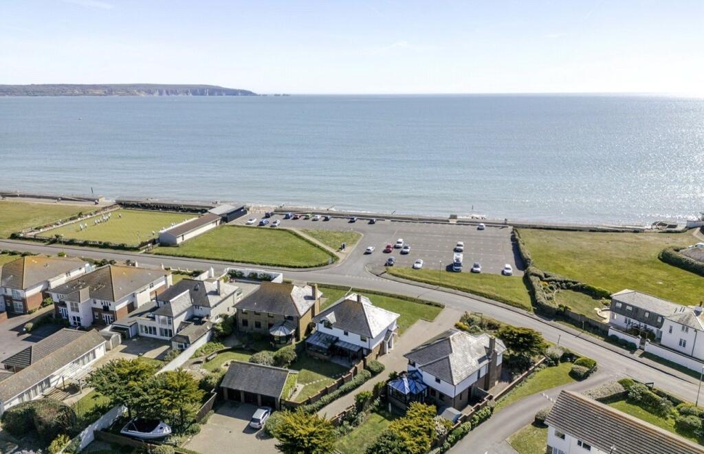Main image of property: Hurdles Mead, Milford on Sea, Lymington, Hampshire, SO41