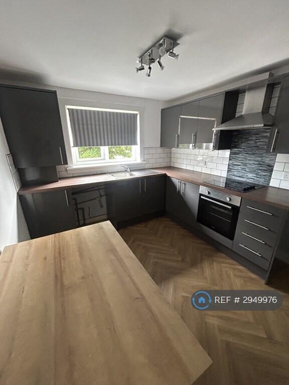 Apartment in Motherwell - View 5
