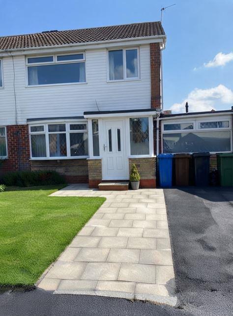 Main image of property: Alder Close, Ashton-Under-Lyne, OL6 8XR