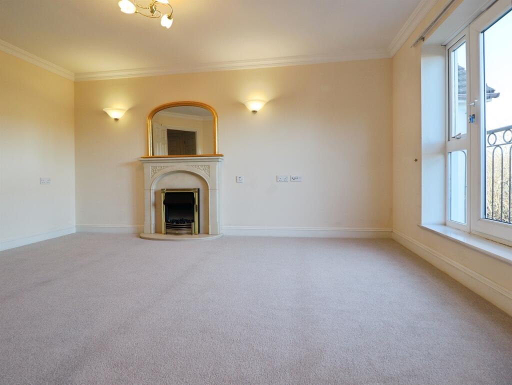Ty Glas Road, Llanishen, Cardiff photo 2