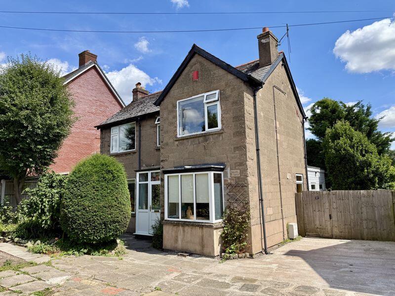 4-bed detached on Spring Gardens, Shrewsbury, Shropshire, SY1 2TE, £360,000