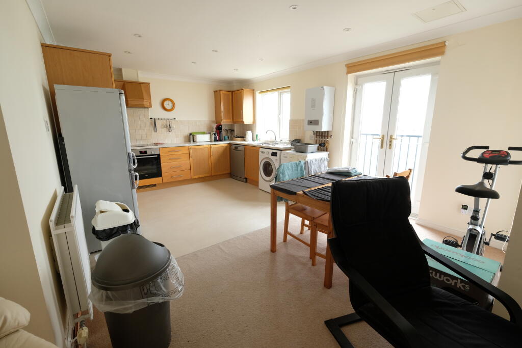 Apartment in Southampton - More
