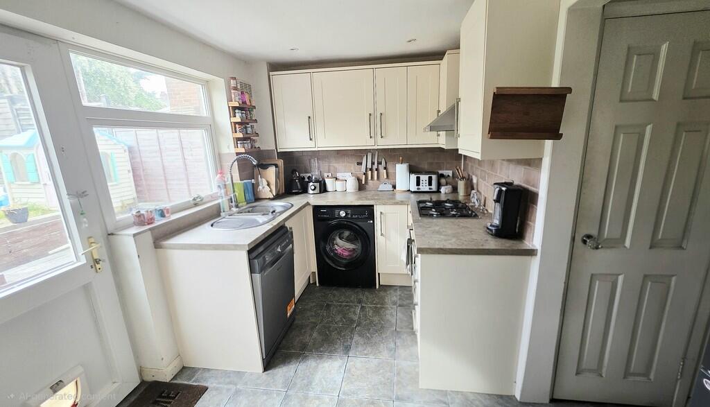 House in Northampton - View 5