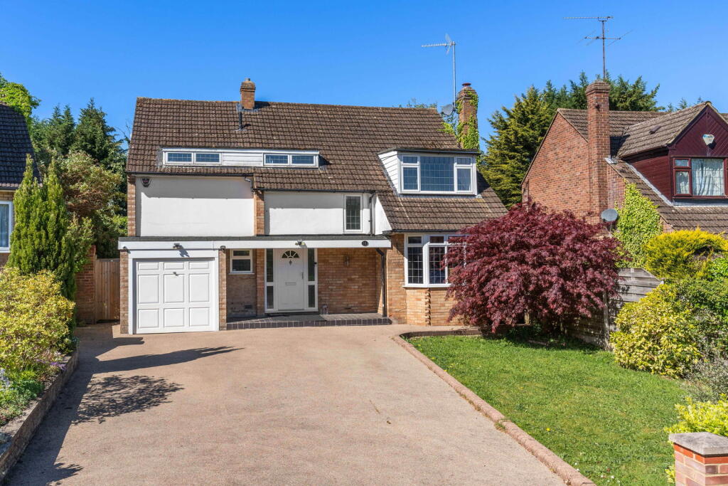 Main image of property: Brookside Crescent, Cuffley, EN6