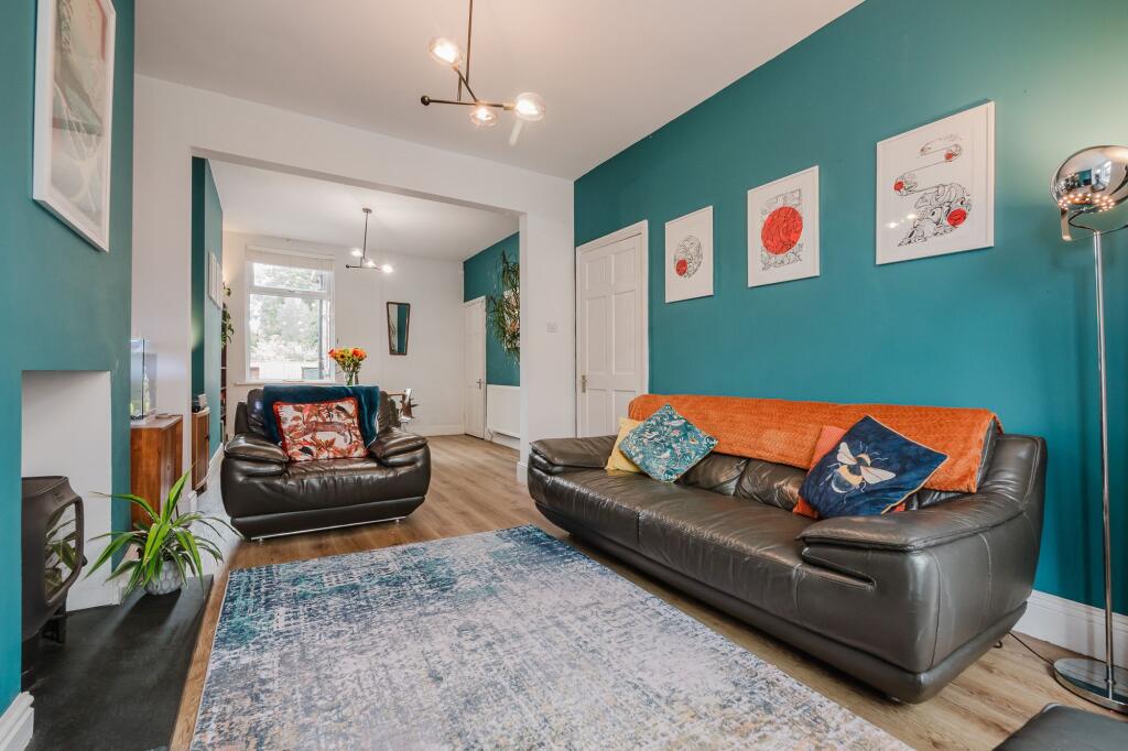 House in Manchester - More