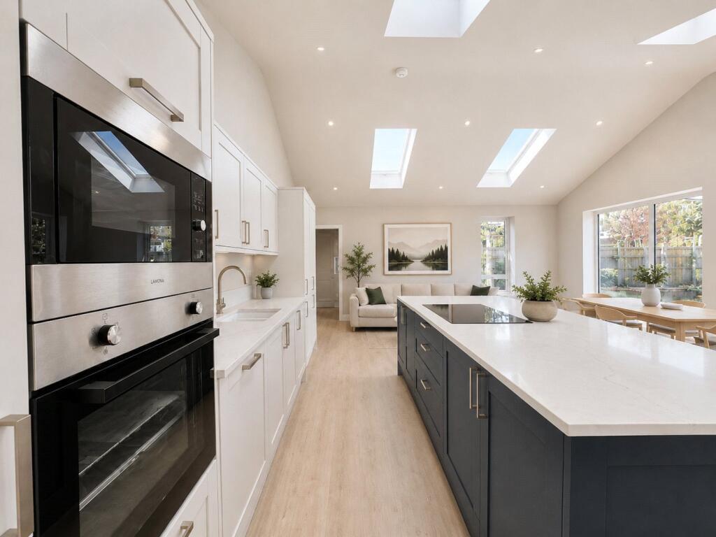 Seven Acres Lane, Thingwall, Wirral, CH61 photo 4