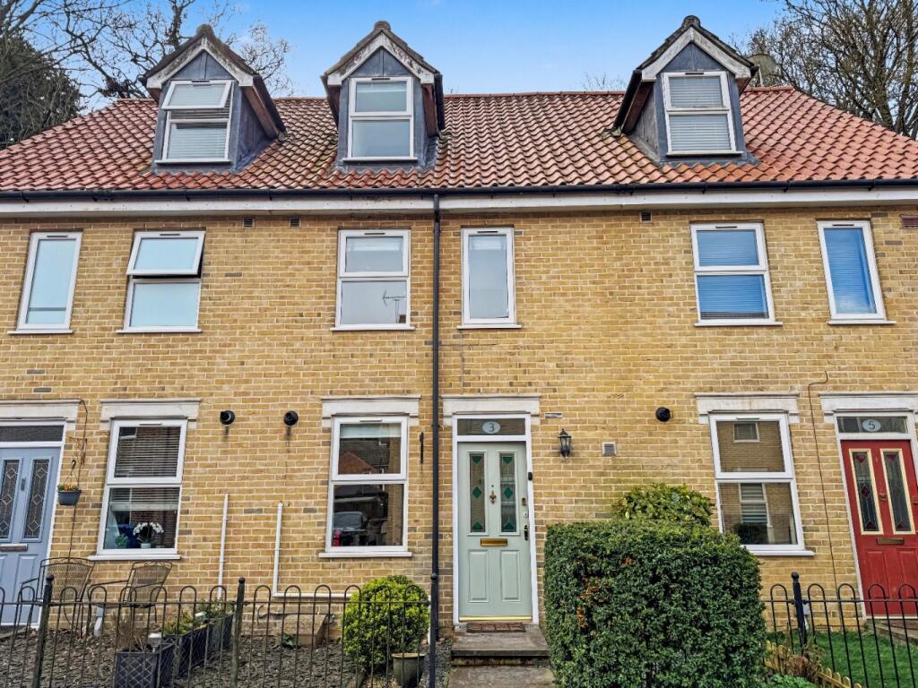 Main image of property: Masons Close, East Ipswich, Ipswich, IP4