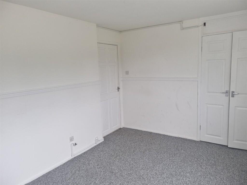 Apartment in Peterlee, County Durham - View 3