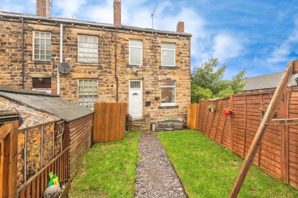Boxs Buildings, Batley, West Yorkshire, WF17 photo 2