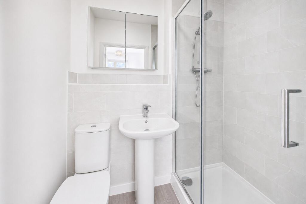 Apartment in Wokingham, Montague Park - View 6