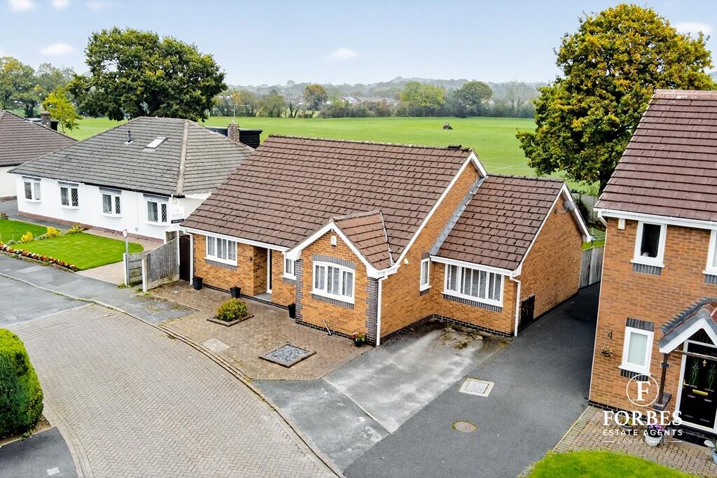 3-bed house on Squires Close, Hoghton, PR5, £350,000