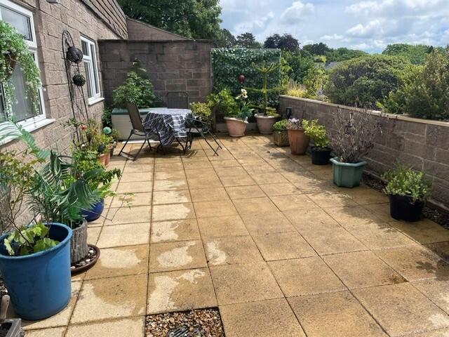 1-bed flat on Springfield Rise, Matlock, Derbyshire, £180,000