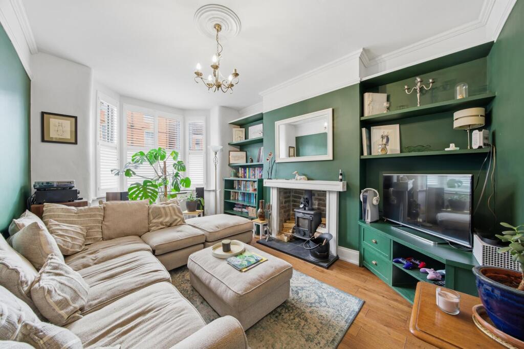 House in Nottingham, Nottinghamshire - View 2
