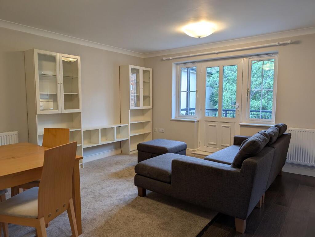 Main image of property: Phoenix House, Oxford Road, Reading, Berkshire
