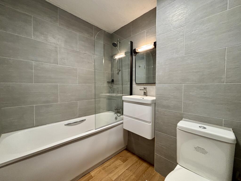 Main image of property: Fairline Court, Oakwood Avenue, BR3