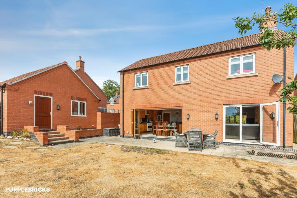 House in Northampton, Raunds - View 5