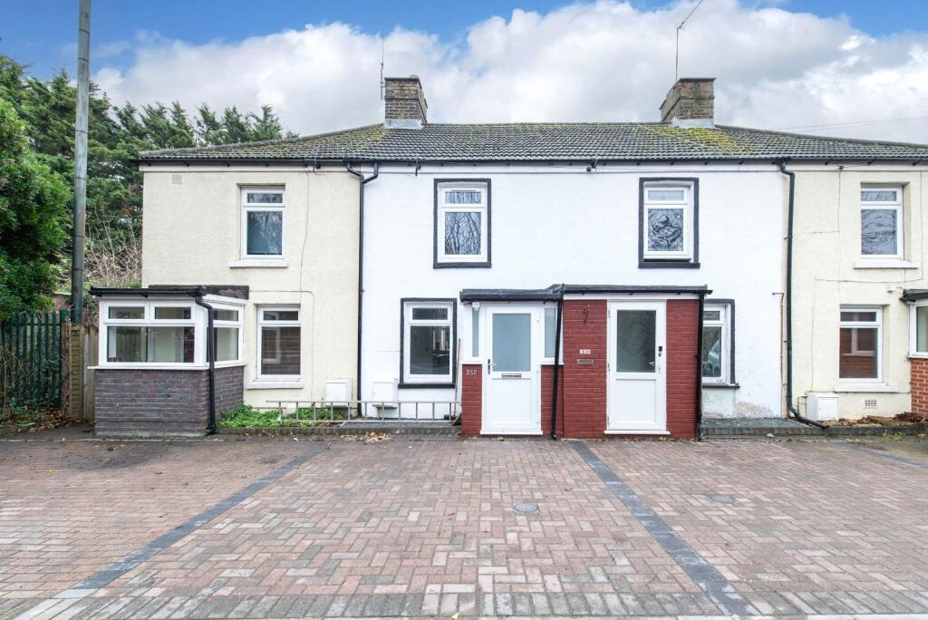 Main image of property: Wrotham Road, Gravesend, Kent, DA11