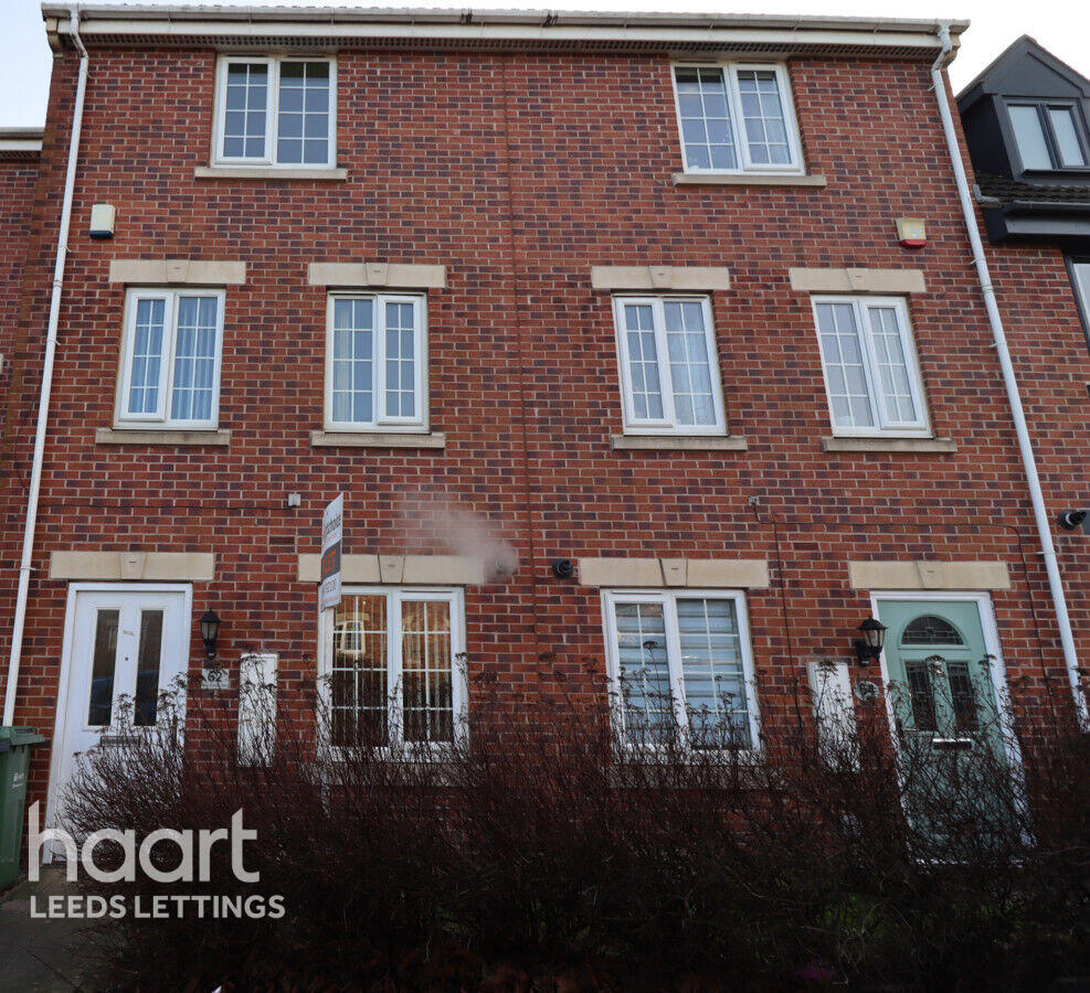 Main image of property: New Forest Way, Leeds