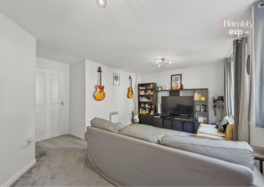 Apartment in Cardiff - View 2