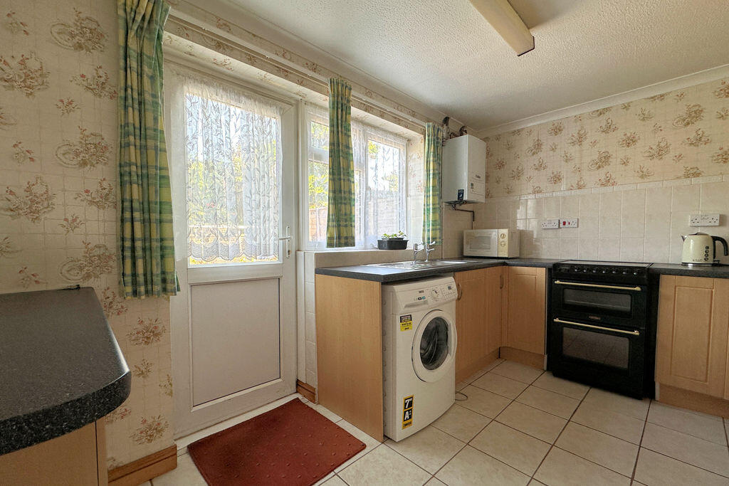 House in Fareham, Hampshire - View 3