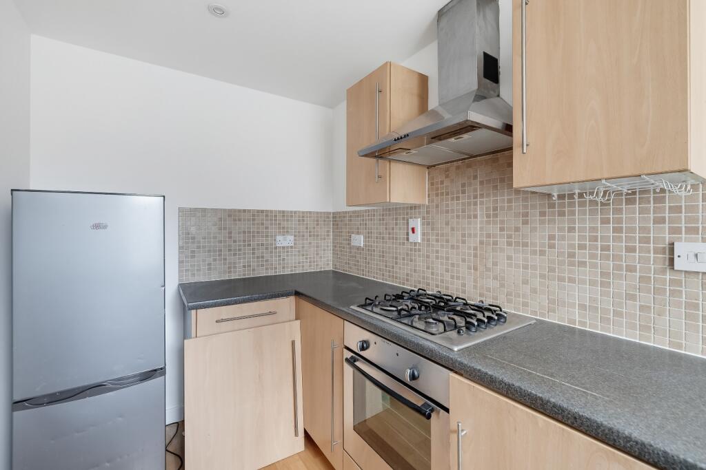 Emma Place, Plymouth, Devon, PL1 3QU photo 3