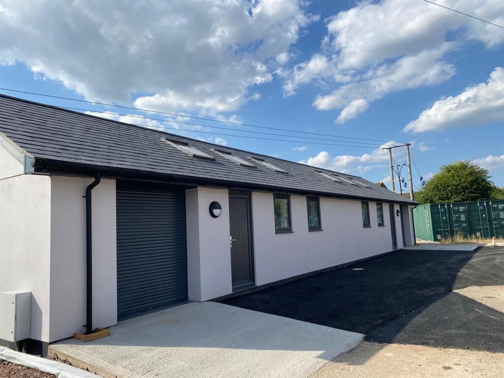 Main image of property: North Mills Trading Estate