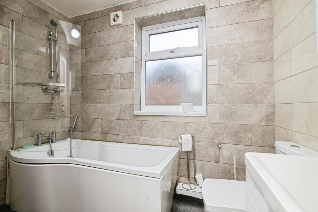 House in Sandwell, West Midlands - View 5