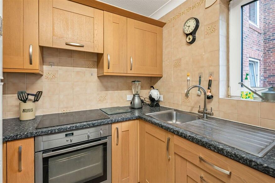 Additional image 3 of Homedell House, Harpenden, AL5