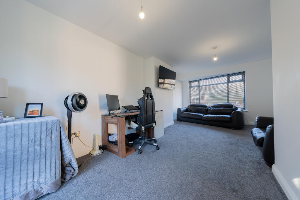 House in Hinckley and Bosworth, Markfield - More