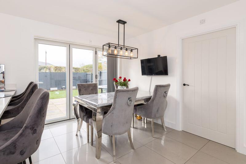 Hewlett Way, Westhoughton, BL5 2QZ photo 4