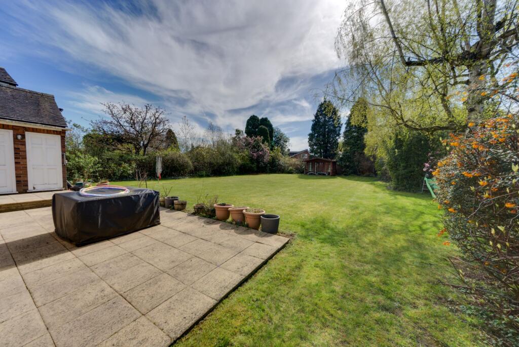 Holmes Chapel Road, Congleton, CW12 - View 4