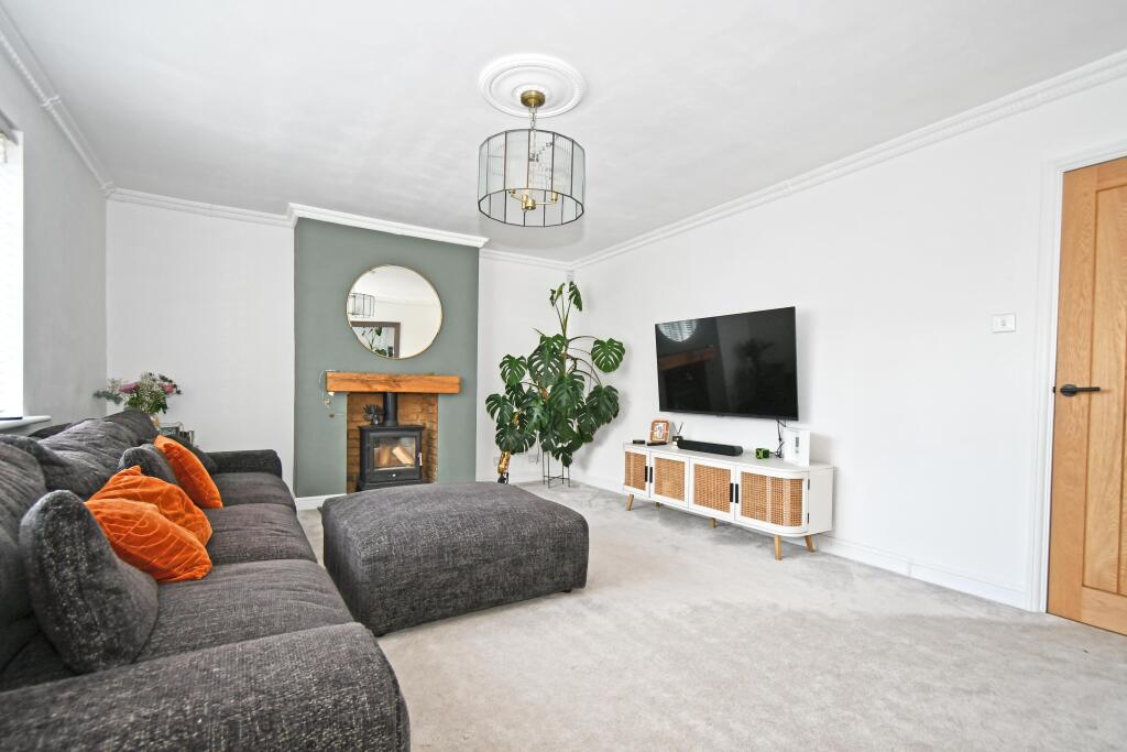 House in Nazeing - View 4