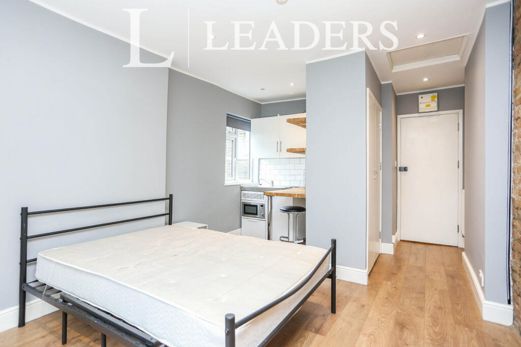 Main image of property: Glensdale Road, London, SE4