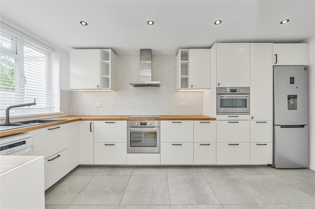 Main image of property: Lochinvar Street, London, SW12
