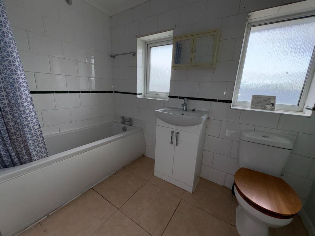 House in Chester, Gwernaffield and Pantymwyn - View 5