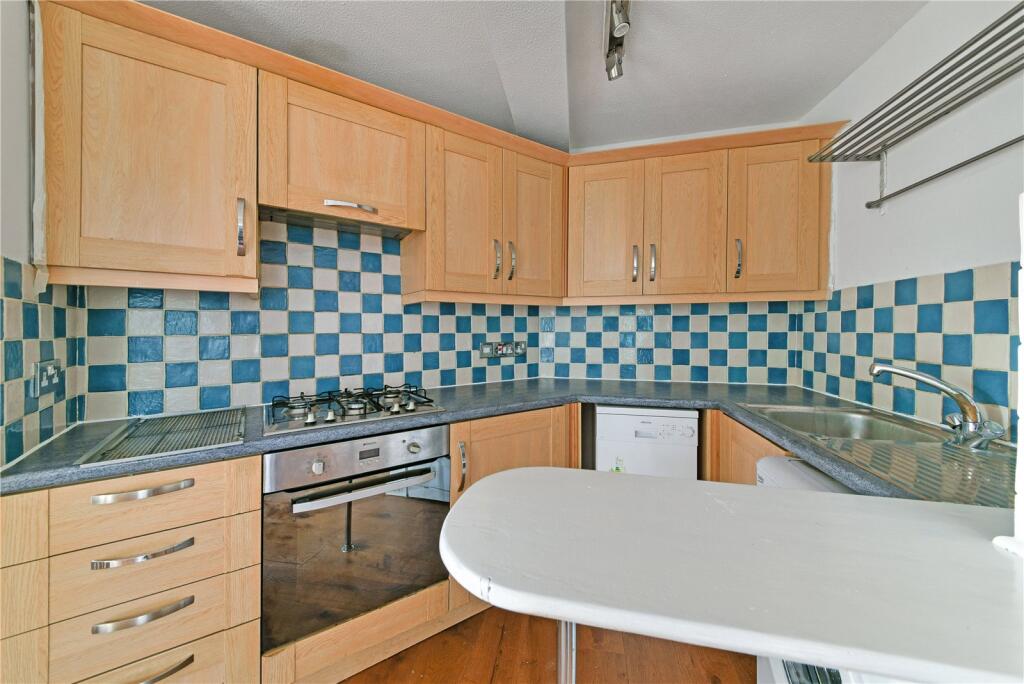2 bedroom terraced house for rent