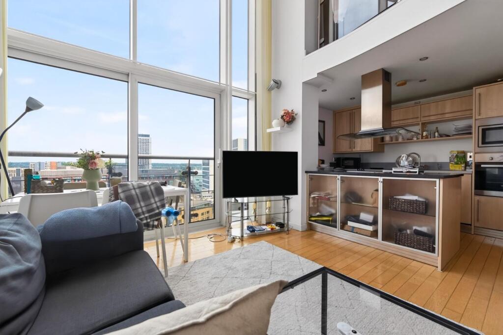 Apartment in Leeds, Arena Quarter, Lovell Park - More