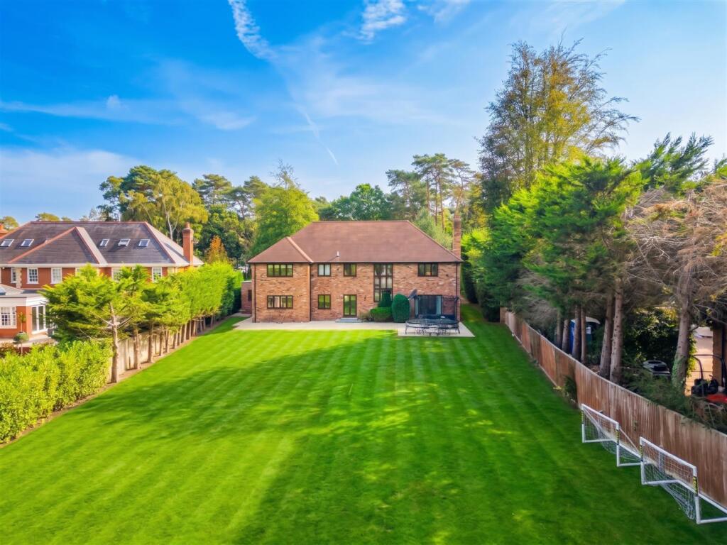Property photo 8