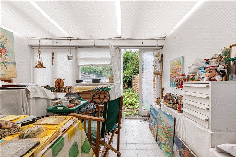 House in London, East Sheen - More